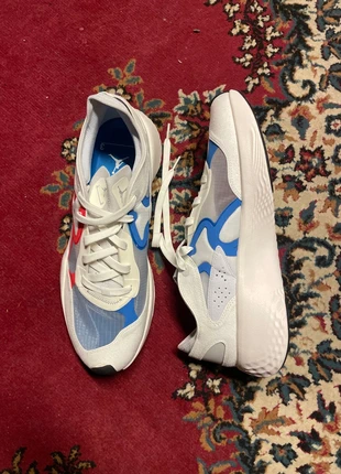 Very cool Nike Jordan sneaker Miami colors, marca: Nike, estado: Muito bom, tamanho: 46, €25.00, €26.95 inclui Proteção do Comprador Pro