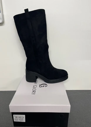 Bottes noires effet suédine, marke: Lady Glory, zustand: Neu, mit Etikett, größe: 37, 15,00 €, 16,45 € inklusive Vinted-Käuferschutz