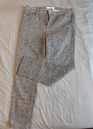 Pantalon leopard slim T40 - Kiabi, marca: Kiabi, estado: Muito bom, tamanho: L / 40 / 12, €5.00, €5.95 inclui Proteção do Comprador