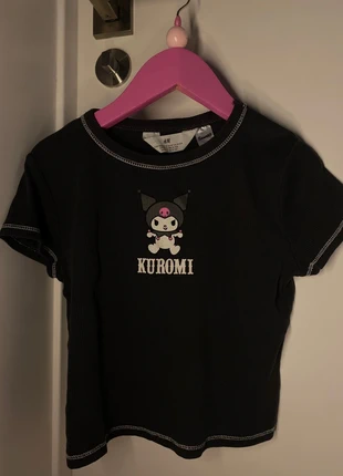 Top Kuromi, brand: H&M, condizioni: Ottime, taglia: 11 anni / 146 cm, €3.99, €4.89 include la Protezione acquisti