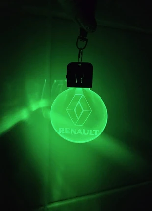 Renault sleutelhanger met usb lader, marque: Renault, état: Neuf sans étiquette, 4,95 €, 5,90 € Protection acheteurs (Pro) incluse