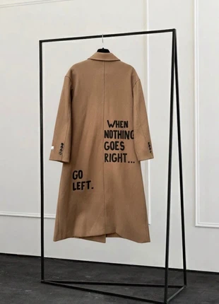 Cappotto doppiopetto ‘Go left’ handmade, brand: Undici Handmade, condizioni: Nuovo con cartellino, taglia: M / IT 42 / EU 38, €69.00, €73.15 include la Protezione acquisti Pro