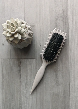 🤩 LA brosse virale démêlante et sculptante ! 🌀 Pour des boucles ultra définies !, merk: Boutique indépendante, staat: Nieuw met prijskaartje, € 10,90, € 12,15 inclusief Kopersbescherming