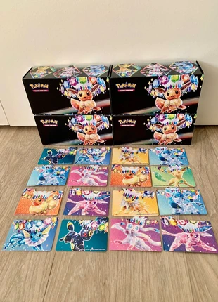 Lot de 4 boîtes Surprise Pokémon Évolutions Prismatiques vides (vides) avec intercalaires, marque: Pokémon, état: Très bon état, 14,99 €, 16,44 € Protection acheteurs incluse