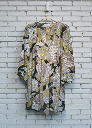 Zizzi Blouse Maat M (46/48) Beige Wit Tuniek Semi Doorschijnend, merk: Zizzi, staat: Heel goed, maat: XXXL / 46 / 18, € 11,00, € 12,25 inclusief Kopersbescherming Pro