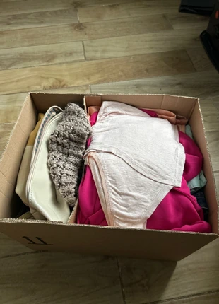 Lot de vêtement en S, marque: tout, état: Bon état, taille: S / 36 / 8, 8,00 €, 9,10 € Protection acheteurs incluse