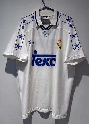 Vintage Real Madrid 1994/96 home football shirt #10 Laudrup, brand: taquy, condition: Very good, size: XL, £149.00, £157.15 includes Buyer Protection