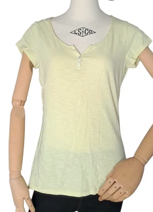 T-shirt camaieu vert pale S, marque: Camaïeu, état: Très bon état, taille: S / 36 / 8, 4,00 €, 4,90 € Protection acheteurs (Pro) incluse