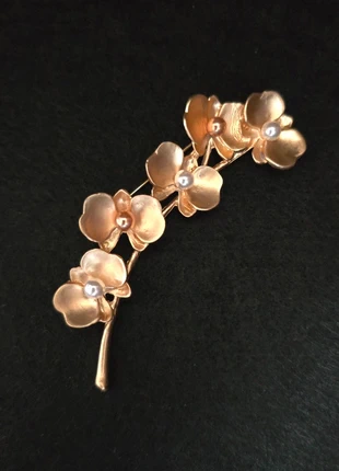 Broche orchidee tak, merk: broche orchidee, staat: Heel goed, € 3,95, € 4,85 inclusief Kopersbescherming