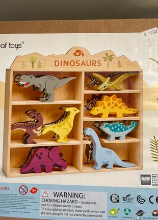 Dinosaures en bois avec étagère, marca: Tender Leaf, estado: Novo com etiquetas, tamanho: Tamanho único, €35.00, €37.45 inclui Proteção do Comprador