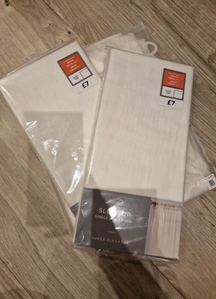Single voile panel, brand: Dunelm, condition: New with tags, size: 200 cm - 249 cm, £12.00, £13.30 includes Buyer Protection