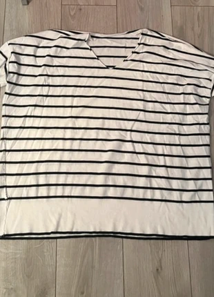 Haut marinière oversize blanc à rayures noires, brand: LOOK, condition: Very good, size: L / 40 / 12, €5.00, €5.95 includes Buyer Protection