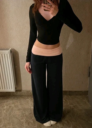 Y2k streetwear sweatpants with pink fold XS, brand: Findings7, condizioni: Nuovo senza cartellino, taglia: XS / IT 38 / EU 34, €35.00, €37.45 include la Protezione acquisti