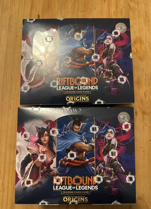 Display Riftbound X 2 neufs scellés, brand: League of Legends, condition: New, €479.90, €504.60 includes Buyer Protection