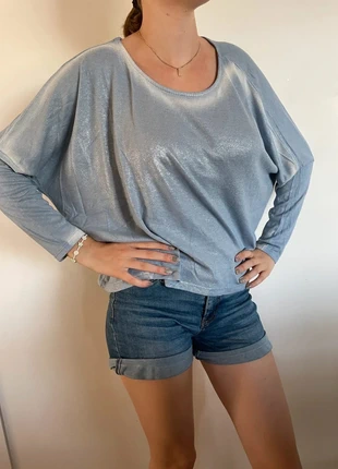 Magnifique pull bleu ciel manches chauve-souris, marque: Made In Italy, état: Très bon état, taille: Taille unique, 8,00 €, 9,10 € Protection acheteurs incluse