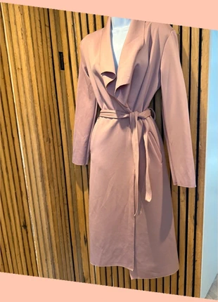 Sale Lichtroze trenchcoat met strikceintuur – maat S/M, marque: Boutiek, état: Très bon état, taille: M / 38 / 10, 12,50 €, 13,83 € Protection acheteurs incluse