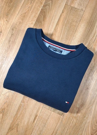 Pull Tommy Hilfiger Crewneck | Bleu marine logo brodé | Taille L, brand: Tommy Hilfiger, condition: Very good, size: L, €25.99, €27.99 includes Buyer Protection
