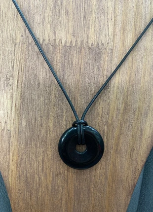 Collana con Ciondolo Ciambella in Ossidiana Nera, brand: EsotericoShop, condizioni: Nuovo senza cartellino, €9.00, €10.15 include la Protezione acquisti Pro