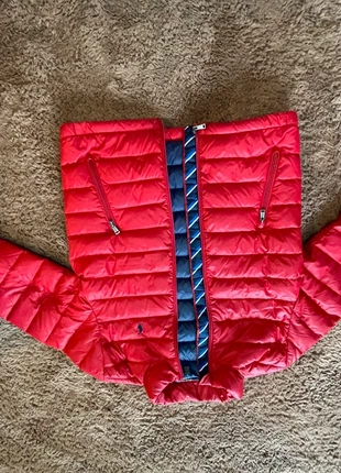 Doudoune légère Ralph Lauren rouge – Enfant 10 ans (M), marque: Ralph Lauren, état: Neuf sans étiquette, taille: 10 ans / 140 cm, 20,00 €, 21,70 € Protection acheteurs incluse