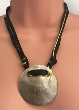 Y2K shell pendant necklace, brand: NO LABEL, condition: Very good, £1.00, £1.75 includes Buyer Protection