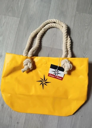 Sac cabas jaune imperméable 42x30 cm Crique Privée Neuf, brand: Crique Privée, condition: New with tags, €10.00, €11.20 includes Buyer Protection