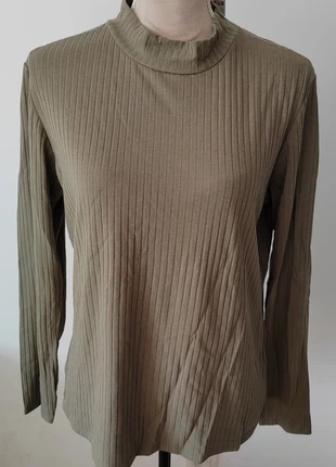 T-shirt col montant matiere côtelée kaki Kiabi Taille L Neuf, marca: Kiabi, estado: Nuevo con etiquetas, tamaño: L / 40 / 12, 6,99 €, 8,04 € Protección al comprador incluida