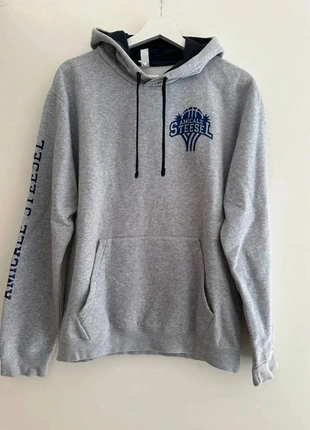 Pull gris à capuche basketball taille M, merk: Kariban, staat: Heel goed, maat: M, € 5,00, € 5,95 inclusief Kopersbescherming