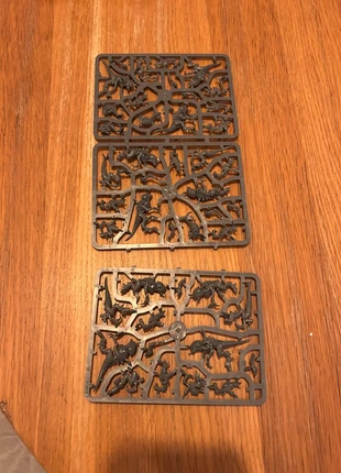 10 termagaunt, brand: Games Workshop, condition: Very good, size: Newborns / 44 cm, €15.00, €16.45 includes Buyer Protection