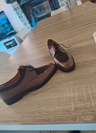 Chaussure en cuir & daim pointure 38, marke: Vibram, zustand: Sehr gut, größe: 38, 17,00 €, 18,55 € inklusive Vinted-Käuferschutz