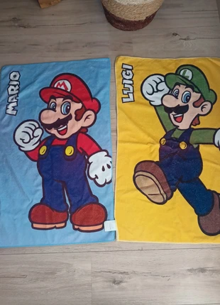 2 serviettes de sport, brand: Nintendo, condizioni: Ottime, €2.50, €3.33 include la Protezione acquisti
