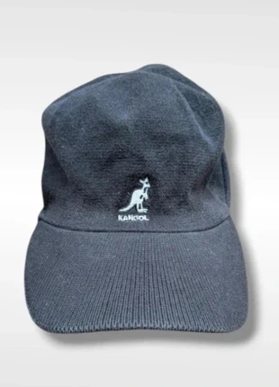 Casquette kangol noir femme maille légère, uni, logo brodé, visière rigide, intérieur sans doublure, brand: Kangol, condizioni: Ottime, taglia: L, €12.00, €13.30 include la Protezione acquisti
