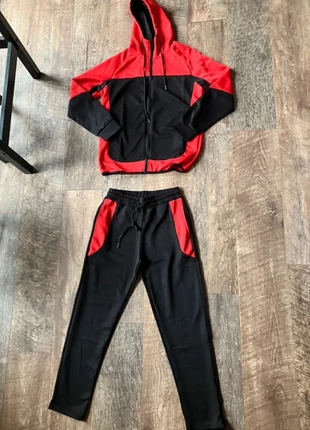 Ensemble jogging homme M – rouge & noir – neuf, merk: Vintage Dressing, staat: Nieuw zonder prijskaartje, maat: M, € 14,00, € 15,40 inclusief Kopersbescherming