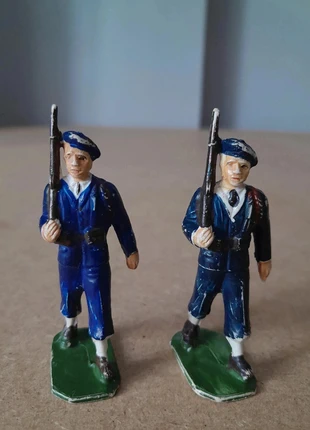 2 Figurines Jim, marque: jim, état: Bon état, taille: Taille unique, 15,00 €, 16,45 € Protection acheteurs incluse