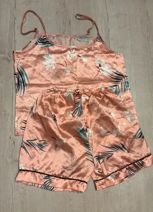 Ensemble pyjama taille S neuf style satin, brand: Boutique indépendante, condition: New without tags, size: S / 36 / 8, €3.00, €3.85 includes Buyer Protection
