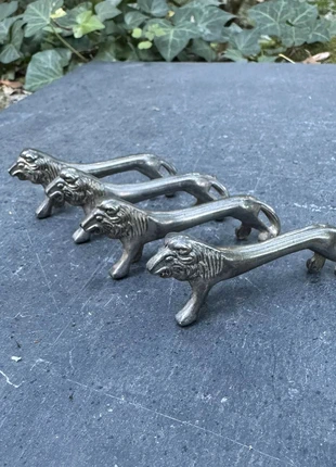 Lot de 4 porte couteaux lion argenté ancien, marke: 4 porte couteaux lion argenté ancien, zustand: Gut, 35,00 €, 37,45 € beinhaltet Vinted-Käuferschutz Pro