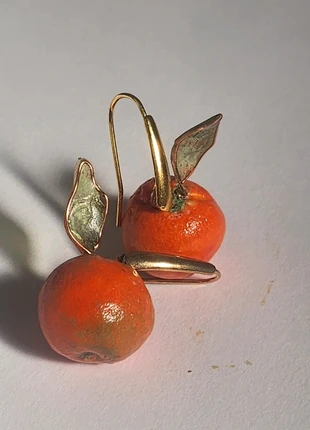 Pendientes naranjas, merk: madremiartesania, staat: Nieuw zonder prijskaartje, € 14,00, € 15,40 inclusief Kopersbescherming