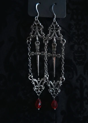 Vampire goth earrings, marque: gothic, état: Très bon état, 12,00 €, 13,30 € Protection acheteurs incluse