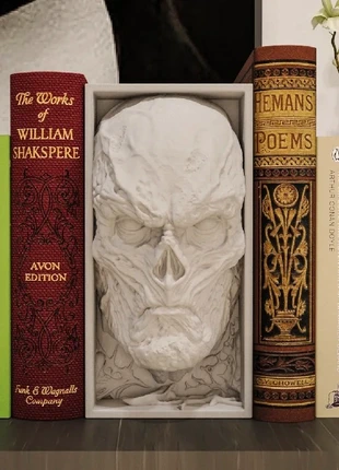 Book Nook Vecna - Stranger Things, marca: Stranger Things, estado: Muito bom, €20.00, €21.70 inclui Proteção do Comprador