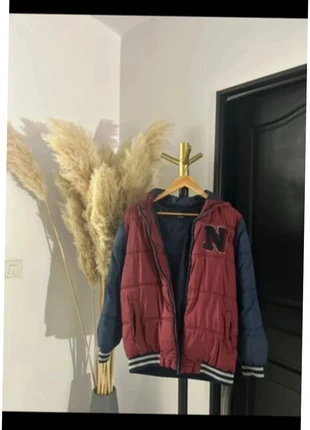 Bomber Kiabi bicolore rouge et bleu, taille XS (12-14 ans), marque: Kiabi, état: Bon état, taille: XS, 2,99 €, 3,84 € Protection acheteurs incluse
