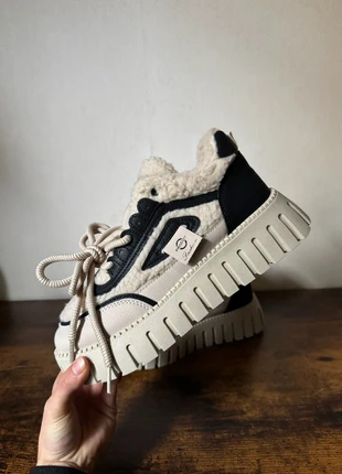 Basket neige noir taille 39 Y2K chaude fourées hiver polaire, marke: Boutique Coréene, zustand: Sehr gut, größe: 39, 44,99 €, 47,94 € inklusive Vinted-Käuferschutz