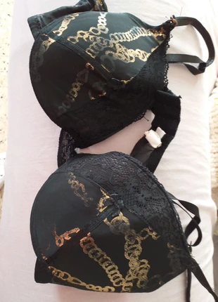 Soutien-gorge Noir, marque: Lingerie Land, état: Très bon état, taille: 95C, 2,00 €, 2,80 € Protection acheteurs incluse