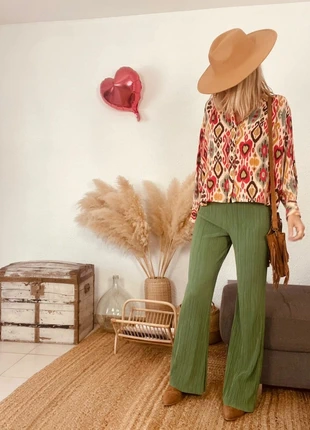 Pantalon plissé vert ZARA – Taille S -B-250712-4089, marca: Zara, estado: Muito bom, tamanho: S / 36 / 8, €18.00, €19.60 inclui Proteção do Comprador Pro