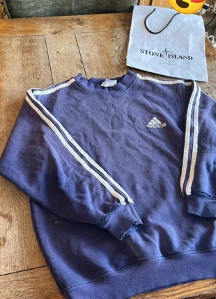 Pull Adidas vintage violet bandes blanches, marque: adidas, état: Très bon état, taille: M / 38 / 10, 12,00 €, 13,30 € Protection acheteurs incluse