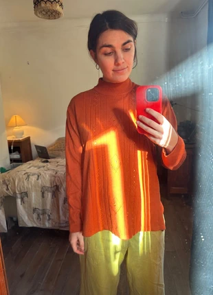 Orange turtleneck with rhinestones, marque: Vintage Dressing, état: Très bon état, taille: M / 38 / 10, 8,00 €, 9,10 € Protection acheteurs incluse