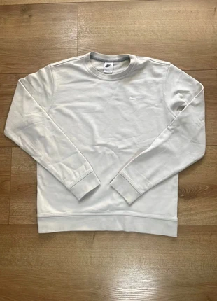 Pull Nike Crème Logo Brodé L, brand: Nike, condizioni: Ottime, taglia: L, €29.90, €32.10 include la Protezione acquisti Pro