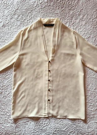 Blouse crème à col V - Manches longues – ZARA (Taille 34/XS, convient aussi 36/S), brand: Zara, condition: Very good, size: XS / 34 / 6, €10.00, €11.20 includes Buyer Protection