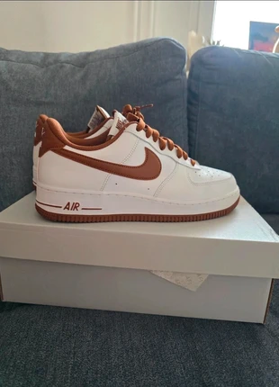 Nike Air Force 1 Low Noix de Pecan, marque: Nike, état: Très bon état, taille: 41, 100,00 €, 105,70 € Protection acheteurs incluse