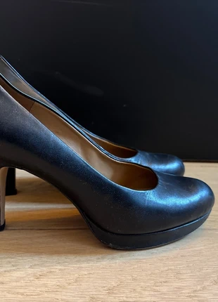 Zwarte Clarks pumps, marca: Clarks, estado: Muito bom, tamanho: 40, €15.00, €16.45 inclui Proteção do Comprador