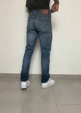 Jean Levi’s 502 homme W31 L32 coupe droite slim couleur bleu 99% coton (J234), marque: Levi's, état: Très bon état, taille: W31 | FR 40, 24,99 €, 26,94 € Protection acheteurs (Pro) incluse