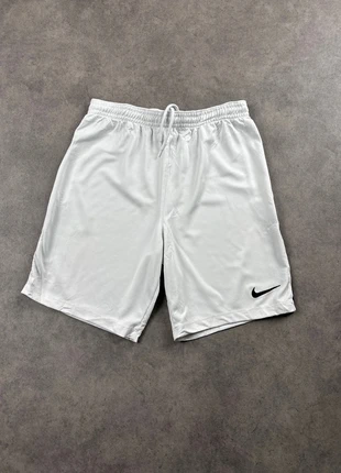 Short de sport Nike blanc taille L femme Dri-Fit running - SHO0710, brand: Nike, condition: Very good, size: L / 40 / 12, €11.99, €13.29 includes Buyer Protection Pro